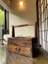 Caixa de madeira estilo antigo japonesa com inserção de metal | Tabaco-bon / Armazenamento pequeno, usado comprar usado Caixa de madeira estilo antigo japonesa com inserção de metal | Tabaco-bon / Armazenamento pequeno, usado comprar usado  Enviando para Brazil