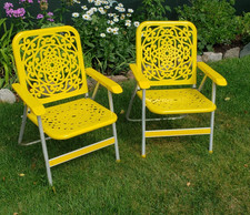 5 plastic chairs for sale  Livonia