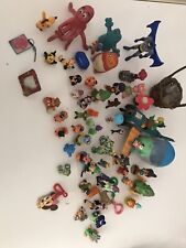 Vari personaggi kinder usato  Pescara