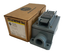 ALLEN BRADLEY 800S-2SD4 BOTÃO DE SERVIÇO PADRÃO SER. M 800S2SD4 NOVO, EXCEDENTE comprar usado  Enviando para Brazil