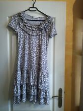 Robe courte grise d'occasion  Aiguillon