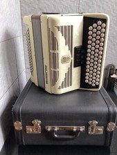 Accordéon paul beuscher d'occasion  Beauvais