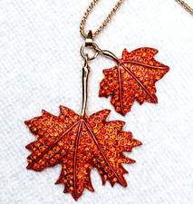 Colar pingente de folhas de bordo de cristal laranja tom dourado.  Novo sem etiquetas comprar usado  Enviando para Brazil