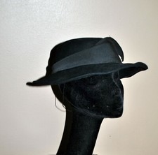 Chapeau rond vintage d'occasion  Bischheim