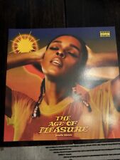 The Age of Pleasure by Monae, Janelle (Record, 2023) comprar usado  Enviando para Brazil