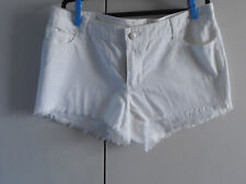 Short jean blanc d'occasion  Bourgneuf-en-Retz