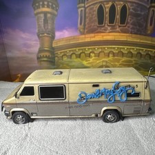 RARO Devil May Cry 5 Edição de Colecionador Réplica Van Diecast RV ESTADO PERFEITO, usado comprar usado  Enviando para Brazil