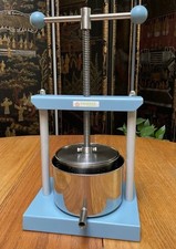 Squeeze master gallon for sale  New Ulm