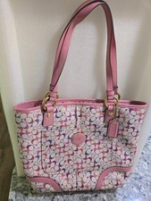 Coach medium purse for sale  Hopkins