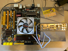 Dfi lanparty 790gx for sale  Oak Park