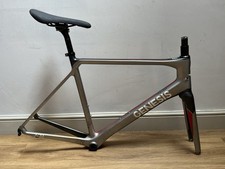 Genesis zero z.2 for sale  CRICCIETH