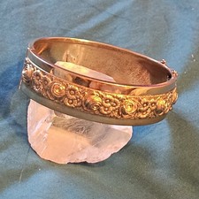 Bracelet jonc ouvrant d'occasion  Le Luc