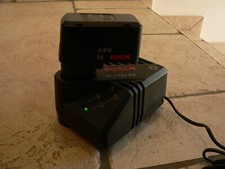 Carica batterie bosch usato  Arezzo