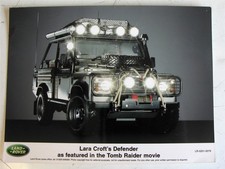 Fotografia publicitária de carro Land Rover Defender Lara Croft TOMB RAIDER 2001 comprar usado  Enviando para Brazil