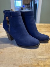 Apt booties size for sale  Dolgeville