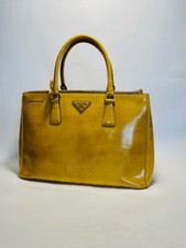 Prada yellow patent gebraucht kaufen  Dresden