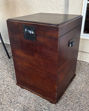 End table chest for sale  El Dorado Hills