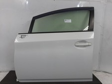 2014 toyota prius for sale  POOLE