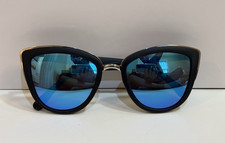 Quay australia girl for sale  Lake Zurich