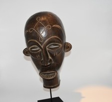 Masque africain ancien d'occasion  Ploubazlanec