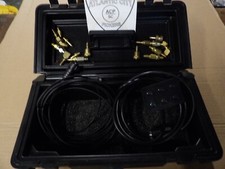 CABLES Y ADAPTADORES DE ENTRADA DE PRESIÓN CON ESTUCHE segunda mano  Embacar hacia Mexico