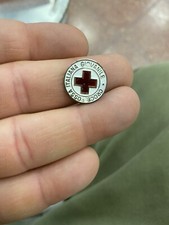 Spilla croce rossa usato  Casalecchio di Reno
