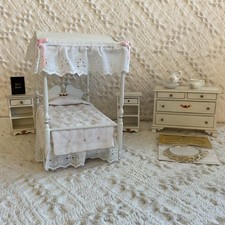 Dollhouse bedroom set for sale  Worcester