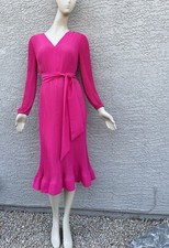 Vestido midi Milly plissado manga longa (tamanho pequeno) comprar usado Vestido midi Milly plissado manga longa (tamanho pequeno) comprar usado  Enviando para Brazil