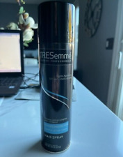 Spray capilar TRESemme protección climática para todo tipo de cabello 7,8 oz NUEVO segunda mano  Embacar hacia Mexico
