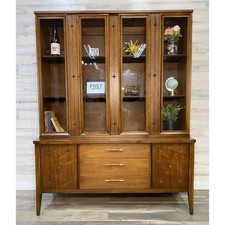 Mid century broyhill for sale  Canby