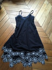 Robe noire stella d'occasion  Livry-Gargan