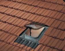 Claus lucernaio universale usato  Napoli