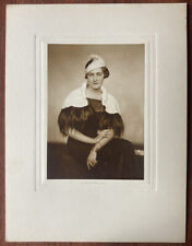 Portrait femme élégante d'occasion  Montargis