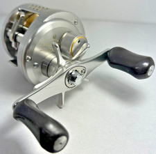 Shimano calcutta conquest d'occasion  Expédié en France