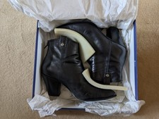 russell and bromley stuart weitzman for sale russell and bromley stuart weitzman for sale SOUTHAMPTON