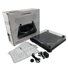 Tocadiscos estéreo Audio-Technica AT-LP60X con transmisión por correa completamente automático - negro segunda mano  Embacar hacia Mexico