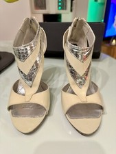 Strutt couture elizabeth for sale  BARNSLEY