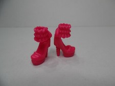 Barbie doll pumps d'occasion  Expédié en Belgium
