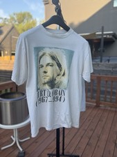 CAMISA MEMORIAL VINTAGE KURT COBAIN FACE GRANDE nirvana anos 90 útero nevermind tira, usado comprar usado  Enviando para Brazil