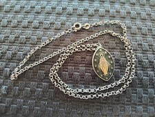 Collier chaine médaille d'occasion  Domène