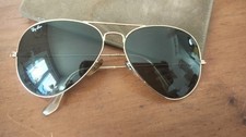 Lunette ray ban d'occasion  Voisins-le-Bretonneux