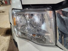 Passenger right headlight for sale  Annandale