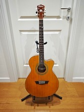 Chitarra acustica elettrificat usato  Roma