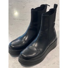 Vagabond women tara for sale  East Northport