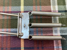 Conjunto de molas, garras e parafusos de tremolo Floyd Rose originais genuínos comprar usado Conjunto de molas, garras e parafusos de tremolo Floyd Rose originais genuínos comprar usado  Enviando para Brazil