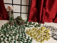 Gran colección de tanques de plástico soldados del ejército y otros vehículos lote de trabajo, segunda mano  Embacar hacia Mexico