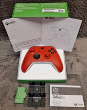 Usado, Controle sem fio Microsoft Pulse vermelho para Xbox com bateria recarregável comprar usado  Enviando para Brazil