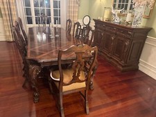 Dining room set for sale  Huntington