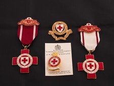 Colección Vintage Medallas e Insignias Cruz Roja, Años 40-50, Piezas Originales, x4 segunda mano  Embacar hacia Mexico