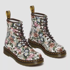 New dr. martens for sale  Colfax
